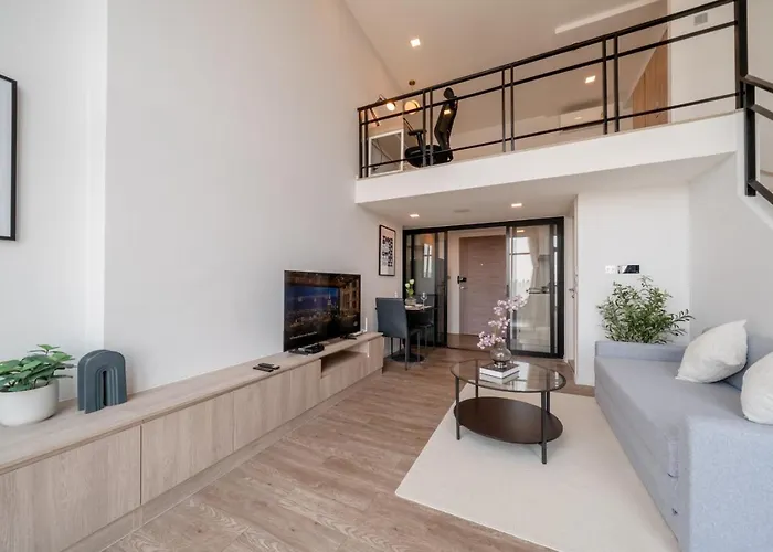 Near Bts L Duplex 42 Sqm L Rooptop Pool 公寓