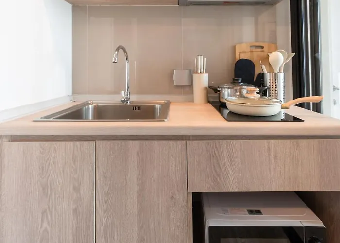 Near Bts L Duplex 42 Sqm L Rooptop Pool 公寓 *